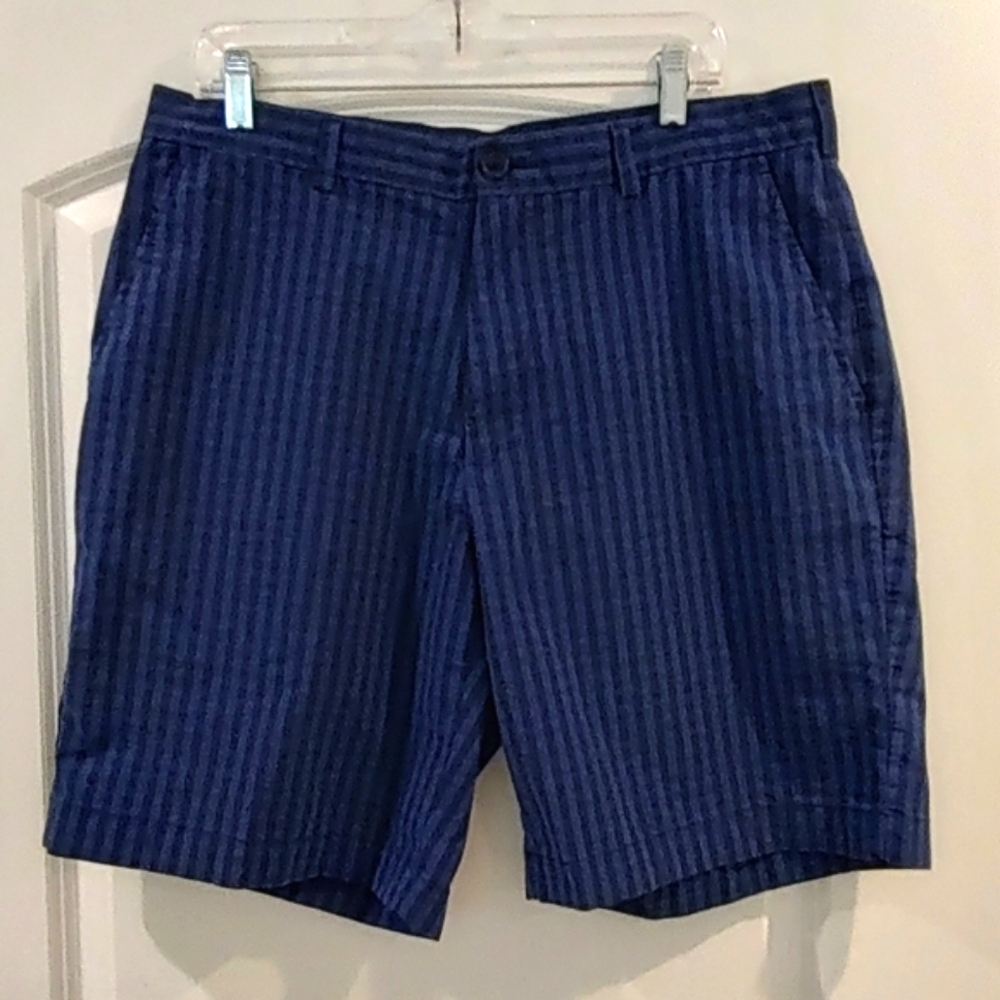 Brooks Brothers Men's Blue And Black Stripe Shorts 36" And 9" Inseam Zip Pocket
